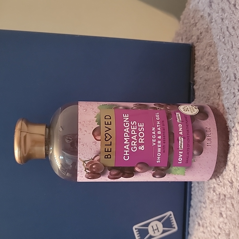 Beloved Champagne Grapes & Rose body wash